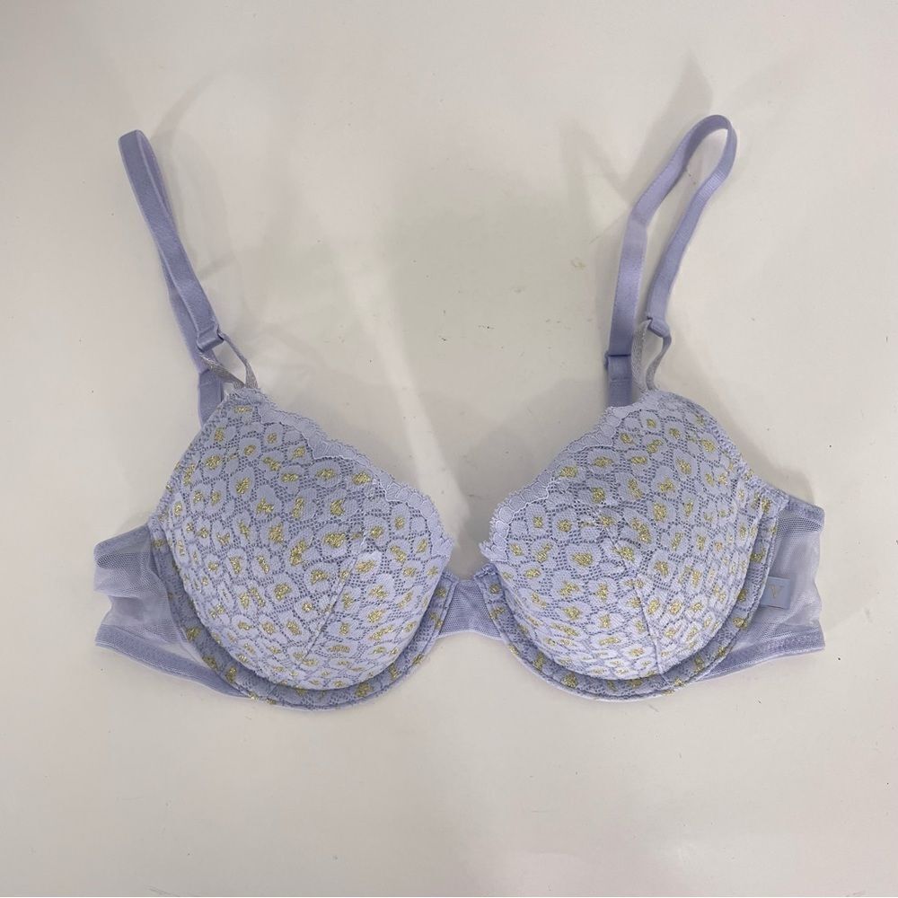 Victoria’s Secret Light Purple with Gold Floral‎ Lace Lined Demi Bra Size 34B